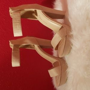 ShoeLAND nude platform heels